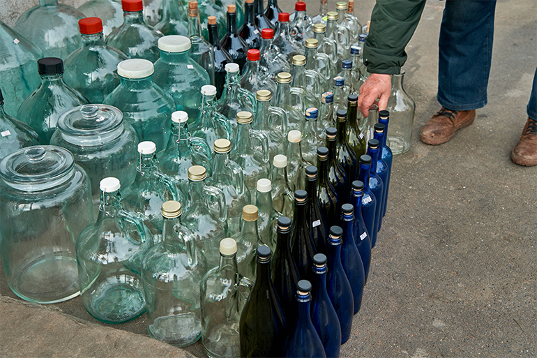 Dienstleistungen im Bereich Glasrecycling
